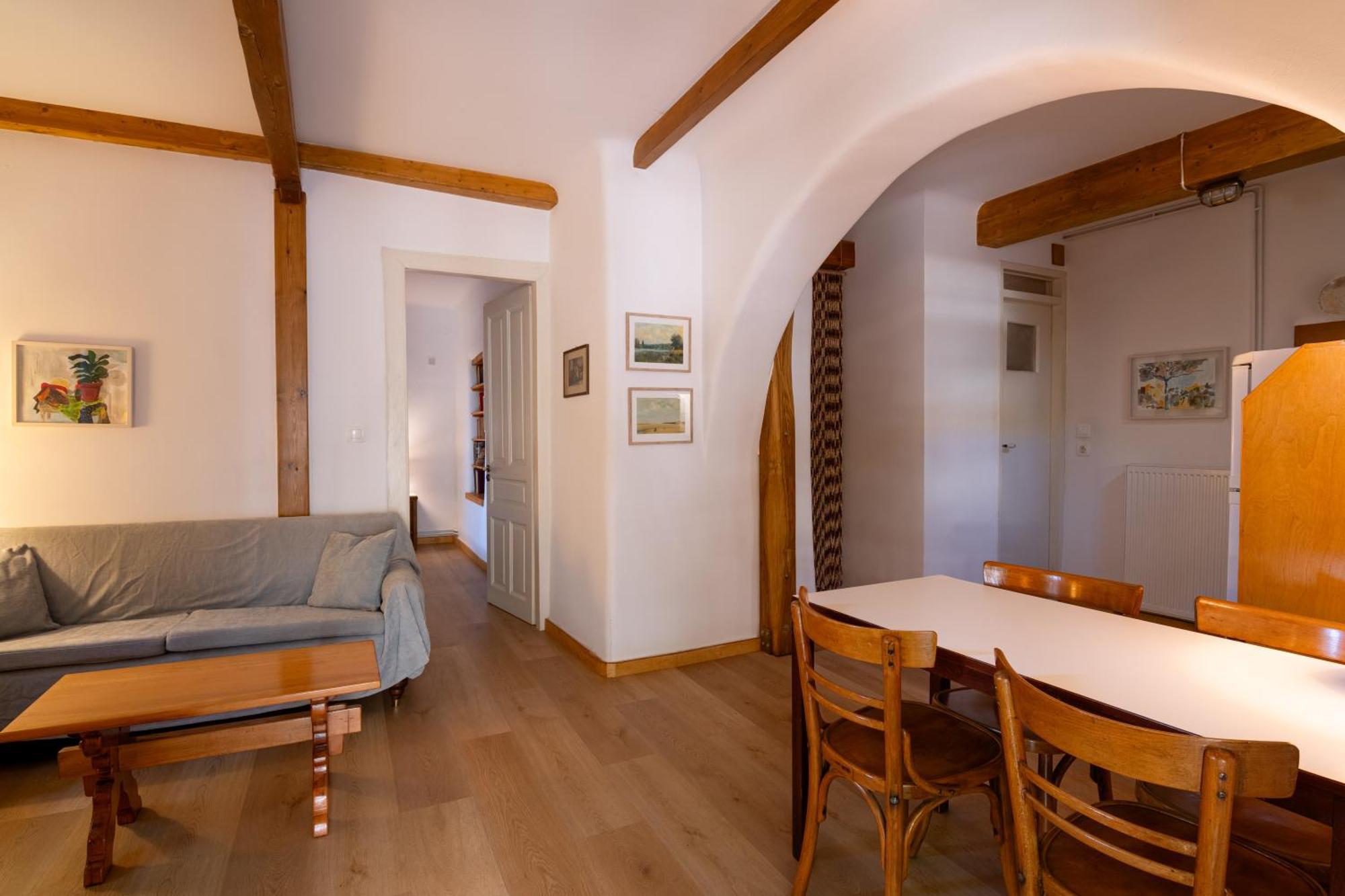 Superior Apartment